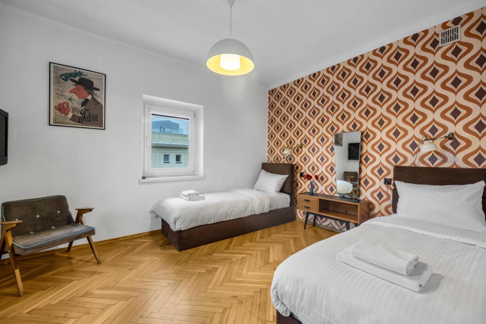 Metro Politechnika 3-Bedroom Apartment Varsavia Esterno foto