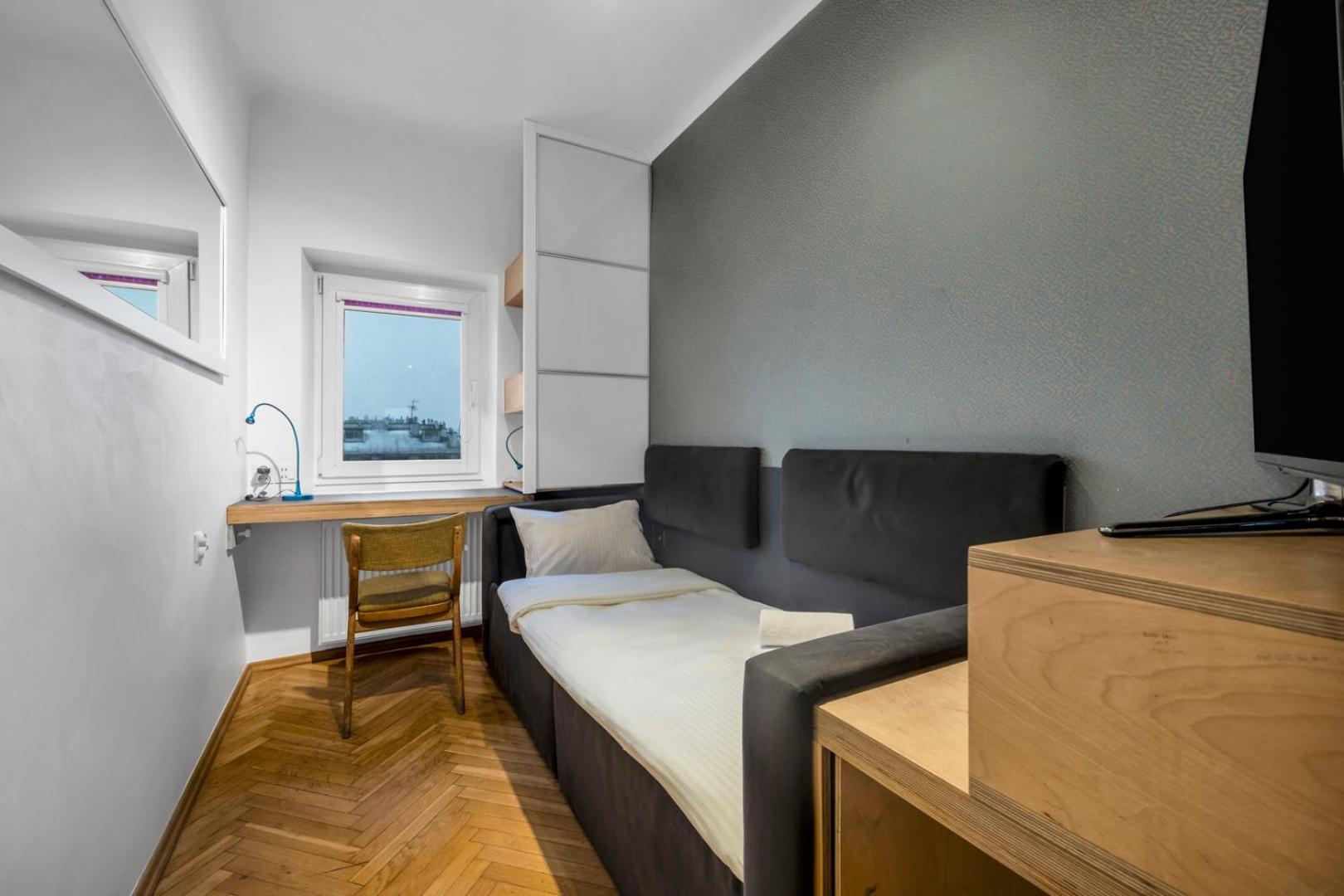 Metro Politechnika 3-Bedroom Apartment Varsavia Esterno foto