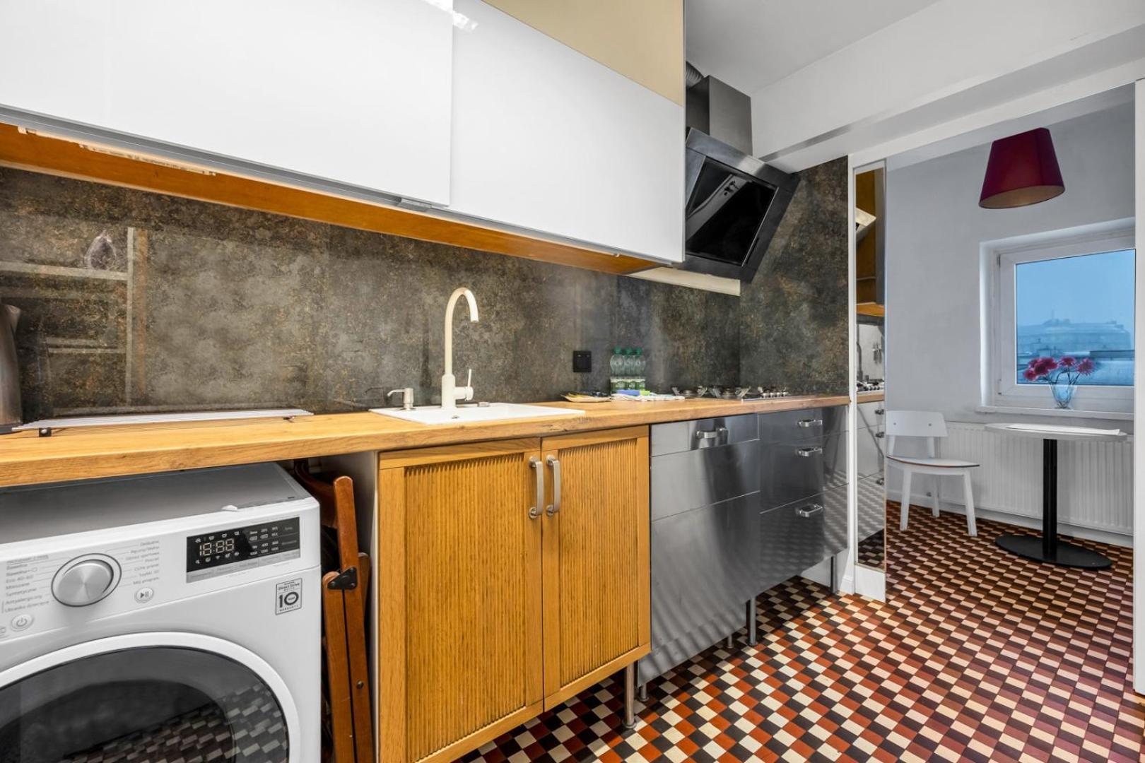 Metro Politechnika 3-Bedroom Apartment Varsavia Esterno foto